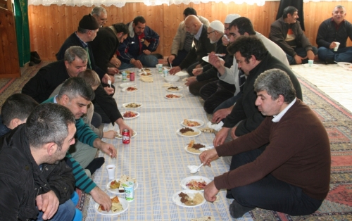 Como Kadınlar Teşkilatı Kış Kermesi