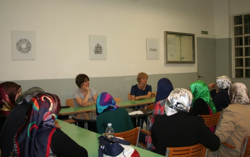 Dördüncü Seminerimizde Ergenlik ve Sorunlarını Konuştuk Dördüncü Seminerimizde Ergenlik ve Sorunlarını Konuştuk