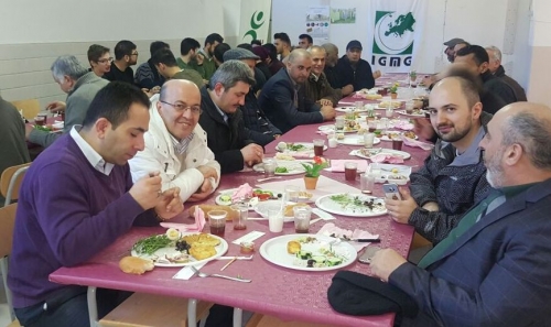 Milano Şubemizde İnfak Kahvaltısı Milano Şubemizde İnfak Kahvaltısı