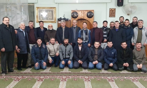 Como Şubemizde Gençlerle Sabah Namazı Proğramı Como Şubemizde Gençlerle Sabah Namazı Proğramı